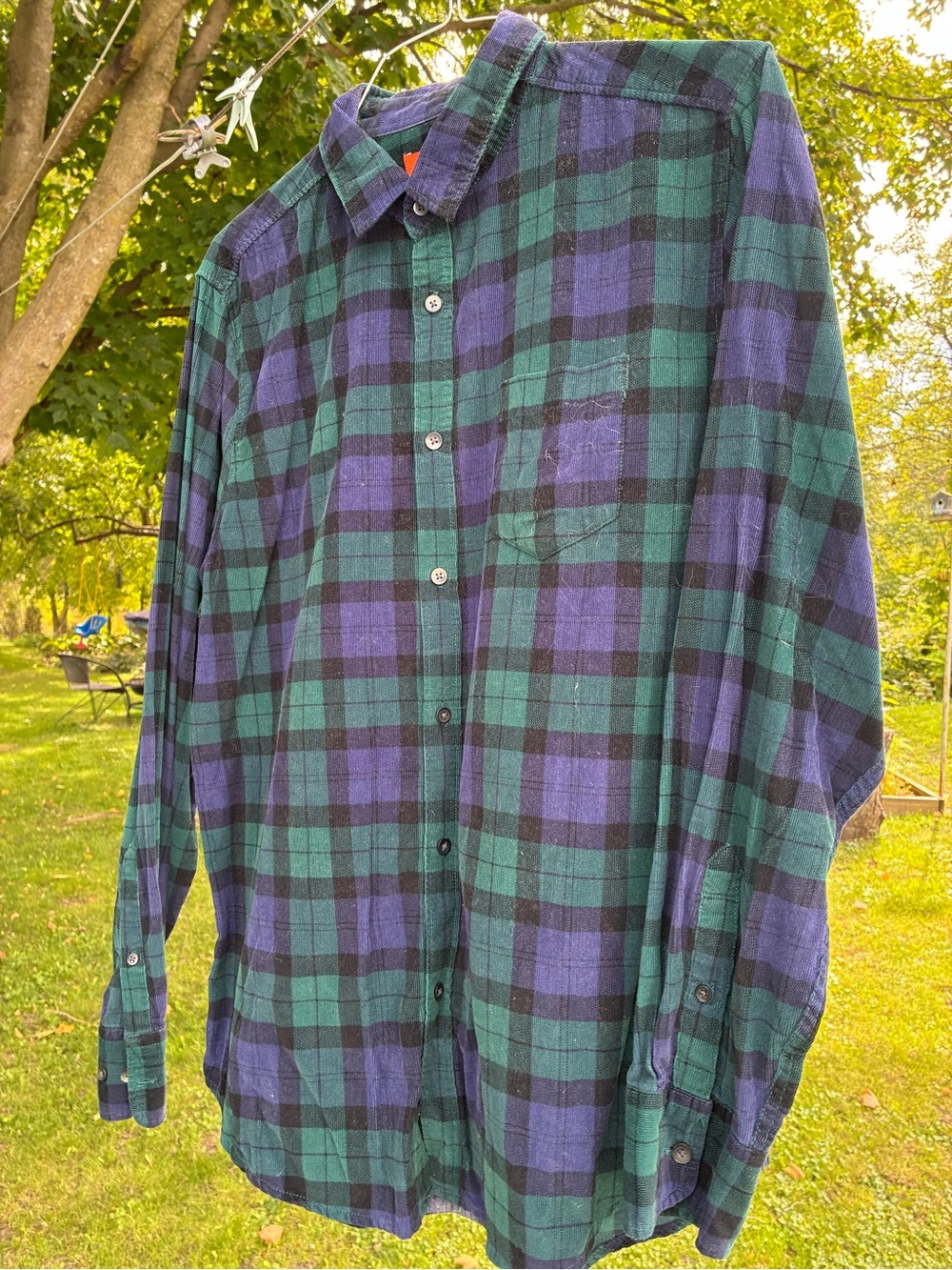 Plaid buttonup shirt